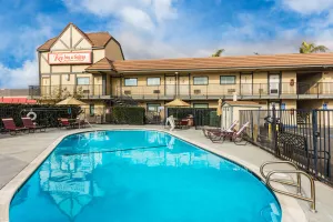 Image of Lemon Heights Inn