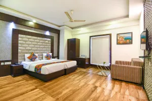 Image of Hotel Ivory Inn