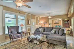 Image of 'coastal Cove' w/ Private Deck, 4 Mi to Beach