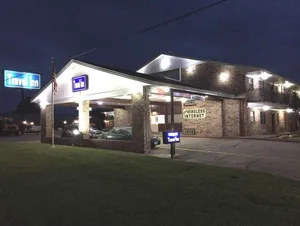 Image of Travel Inn & Suites