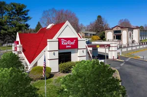 Image of Red Roof Inn Warrenton