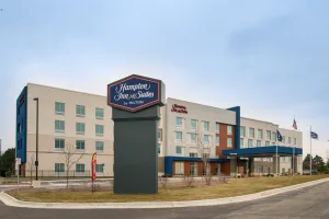 Image of Hampton Inn & Suites Adrian