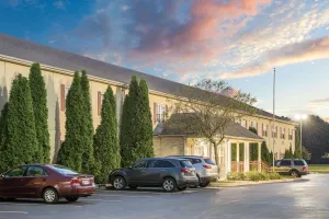 Image of Super 8 by Wyndham Maumee Perrysburg Toledo Area