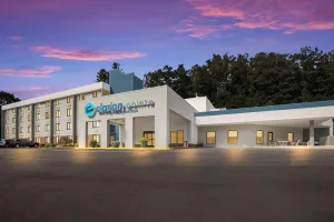 Image of Clarion Pointe Sylva near Cherokee Area