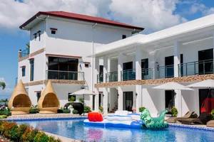 Image of Sonrisa Resort De Playa by Hiverooms