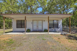 Image of 5 Mi to Sardis Lake: Pet-friendly Cabin Rental