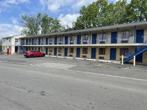 Image of Budget Inn - Elizabeth, NJ
