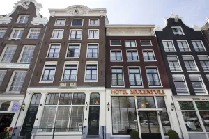 Image of Multatuli Hotel