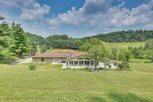 Image of Spacious Ohio Family Home on 5-acre Property!