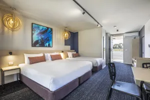 Image of Nightcap at Gateway Hotel