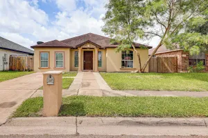 Image of 4 Mi to Dtwn Brownsville: Family Home w/ Yard!