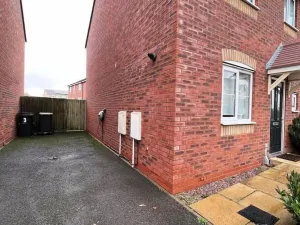 Image of Modern 3BR House For Contractors