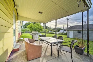 Image of Albany Home with Fenced Yard and Patio - Pets Welcome!