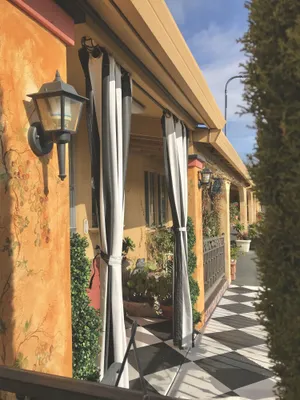 Image of Chardonnay Lodge