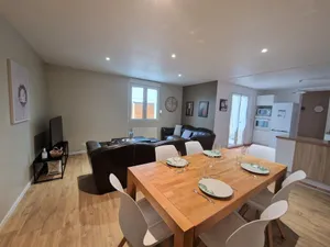 Image of Premium Comfort Holiday Home Near the Beach