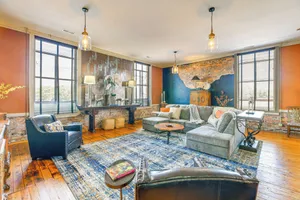Image of Walkable Wytheville Loft on Main Street!