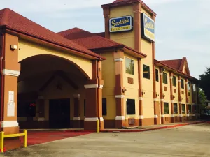Image of Scottish Inn & Suites Hobby Airport