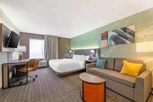 Image of Comfort Inn & Suites Madison East - Monona