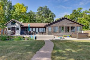 Image of Family-Friendly Ottertail Home on Rush Lake!