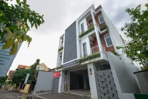 Image of Super OYO Collection O 90023 Damar Kusumo Guest House