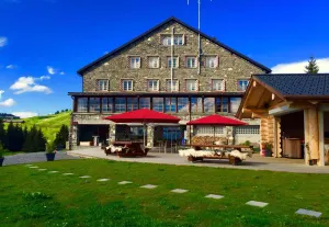 Image of Maison de Montagne de Bretaye accès par le train arrêt Bouquetin