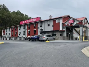 Image of Econo Lodge Cartersville-Emerson Lake Point