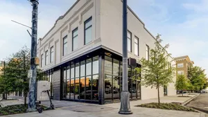 Image of Landing Modern Apartment with Amazing Amenities (ID5790X36)