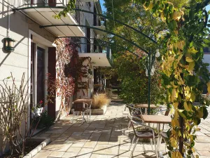 Image of Logis Hôtel Saint Cyr