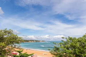 Image of The Waves Unawatuna