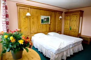 Image of Hotel Restaurant Aux Trois Roses