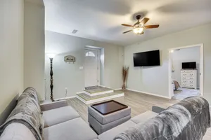 Image of Pet-friendly Downtown Fulton Apt w/ Smart TV!