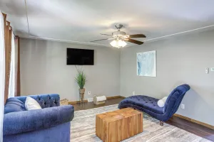 Image of Lake Erie Family Getaway in Amherst: Pets Welcome!