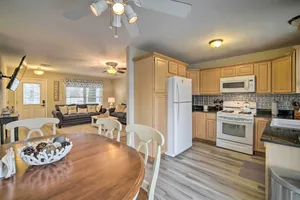Image of Charming Somers Point House with Private Pool!