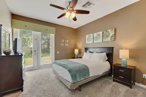 Image of Vista Cay Resort, next to Universal 821 townhouse