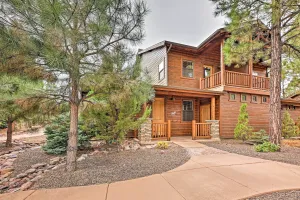 Image of Less Than 1 Mi to Torreon Golf Club Show Low Condo