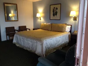 Image of Village Inn Salina