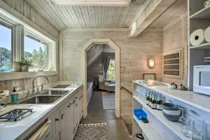 Image of Unique Loft Cabin Fire Pit and Fishing Access!