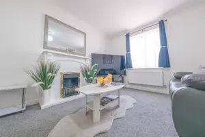 Image of 3 bed-5 guests-parking-garden