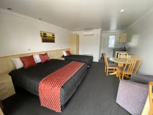 Image of Grove Park Motor Lodge