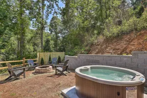 Image of Pet-Friendly Asheville Retreat with Hot Tub