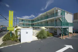Image of Shangri-La Motel