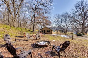 Image of Hike, Fish & Explore: Family Cabin in Sulphur!