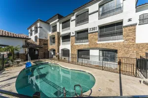 Image of Metro Tempe Apartments