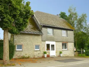 Image of Elsenborn Home with Garden