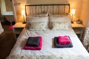 Image of Pet Friendly - Country Cottage - 2 Guests Retreat