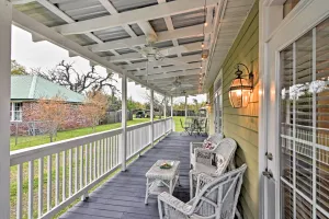 Image of Cozy Pass Christian House - Steps From Beach