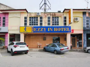 Image of Ezzy In Hotel