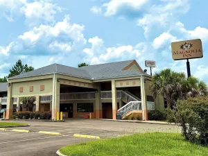 Image of Magnolia Inn Townhouse Hattiesburg M S I-59