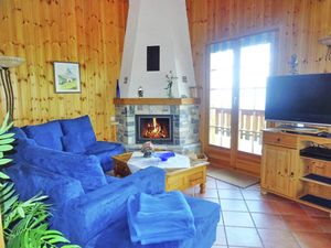 Image of Comfortable Holiday Home with Fireplace