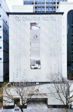 Image of Grandis Hotel